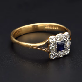 18ct Gold Sapphire and Diamond Ring
