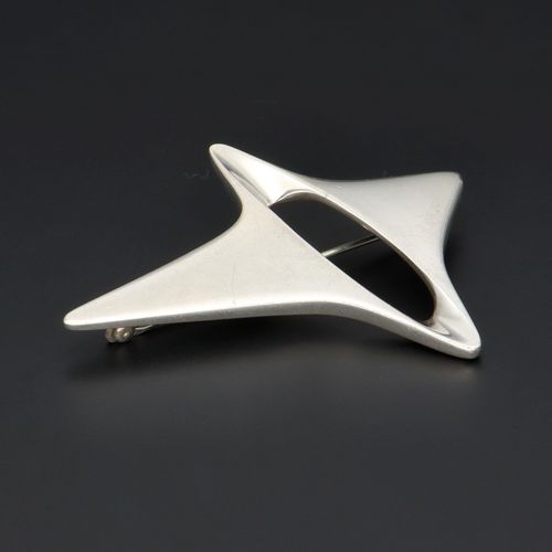 Sterling Silver Abstract Star Brooch image-1