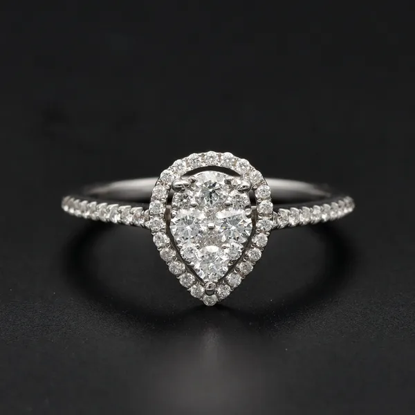 18ct White Gold Pear-Shaped Natural Diamond Cluster Ring