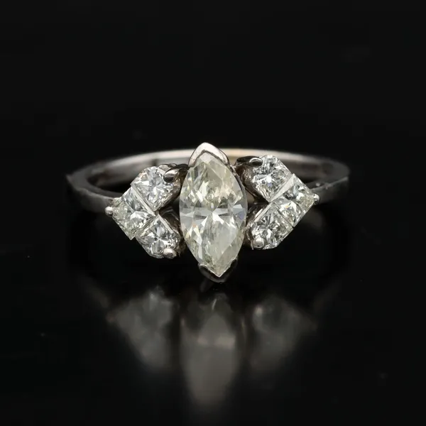 18ct White Gold Diamond Ring