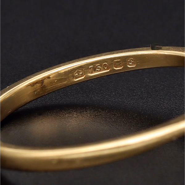 Vintage 18ct Gold Diamond & Sapphire Ring