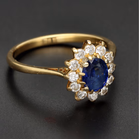 Vintage 18ct Gold Diamond & Sapphire Ring