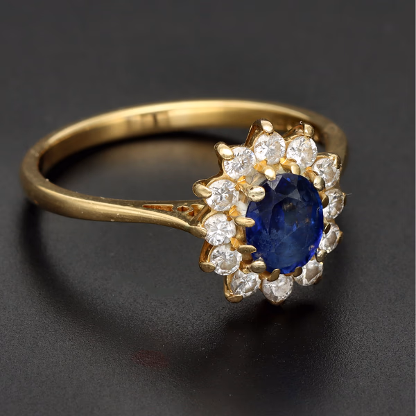 Vintage 18ct Gold Diamond & Sapphire Ring