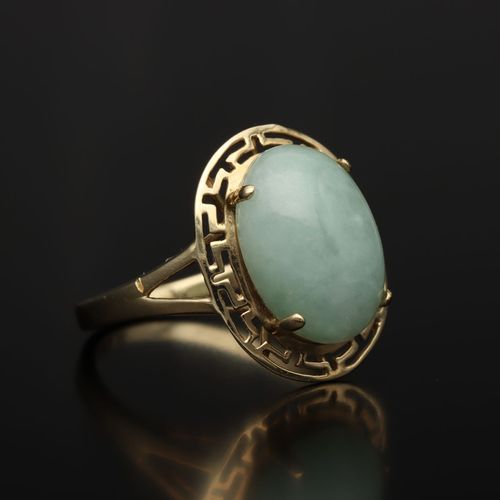9ct Gold Jade Ring image-1