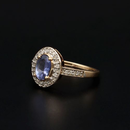 9ct Gold Tanzanite and Diamond Ring image-3