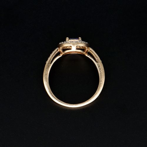 9ct Gold Tanzanite and Diamond Ring image-6