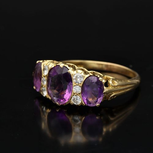 18ct Gold Amethyst and Diamond Ring image-3