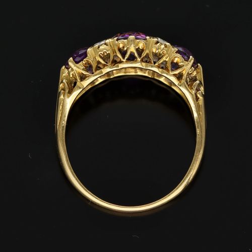 18ct Gold Amethyst and Diamond Ring image-6