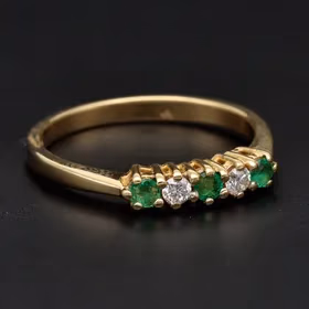 18ct Yellow Gold Emerald & Diamond Five-Stone Ring