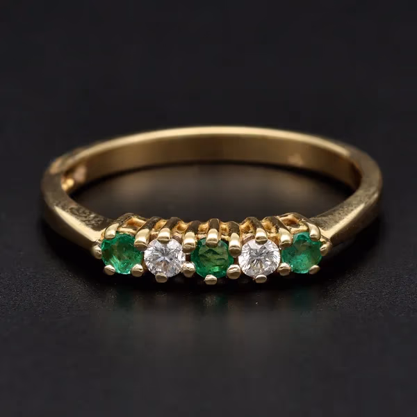 18ct Yellow Gold Emerald & Diamond Five-Stone Ring