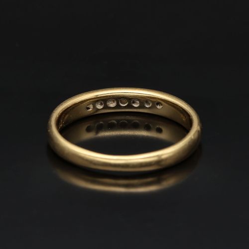 18ct Yellow Gold and Diamond Eternity Ring image-5