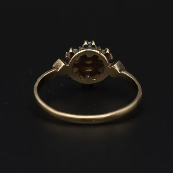 9ct Gold Opal Ring