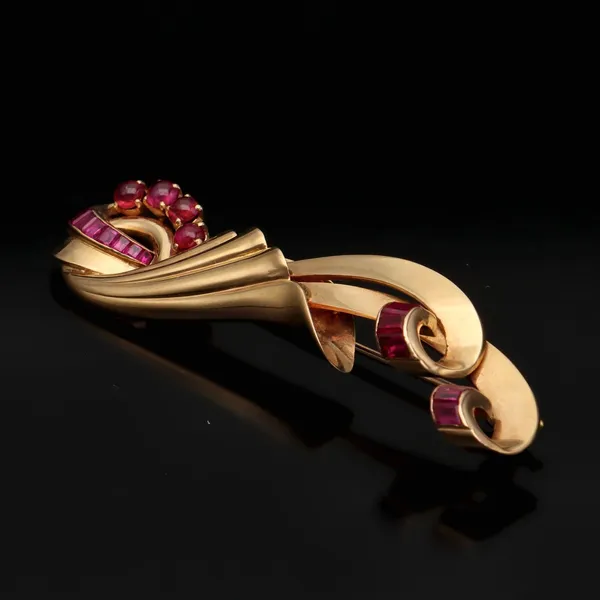 Vintage 18ct Gold Ruby Brooch