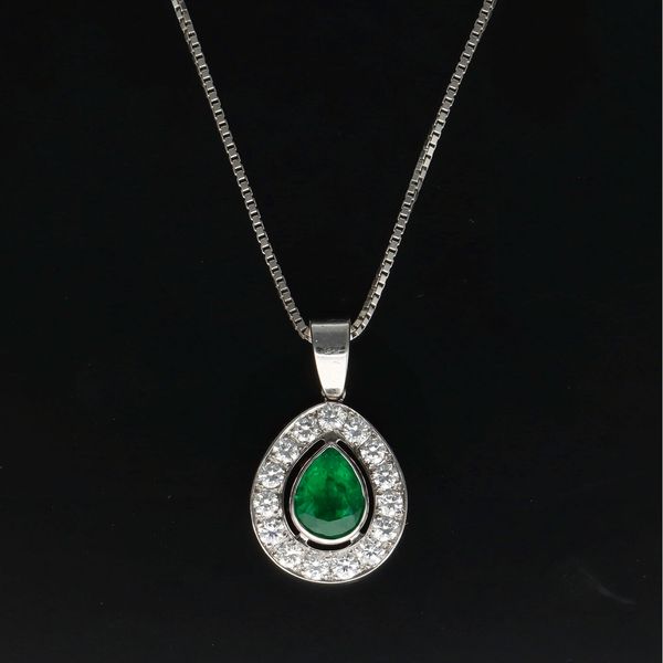 18ct Gold Emerald and Diamond Pendant Necklace