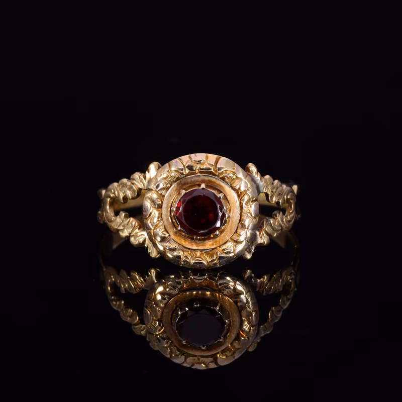360° view of The Vintage Garnet Georgian Style Engraved Ring