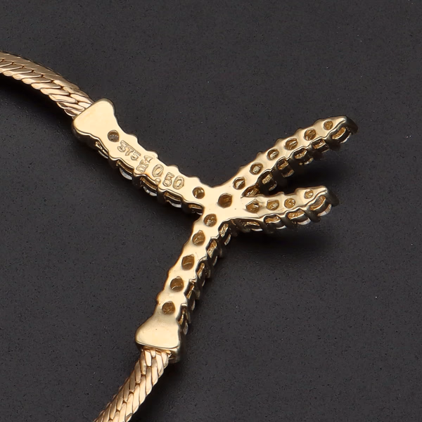 9ct Yellow Gold 'Kiss' Diamond Pendant Necklace