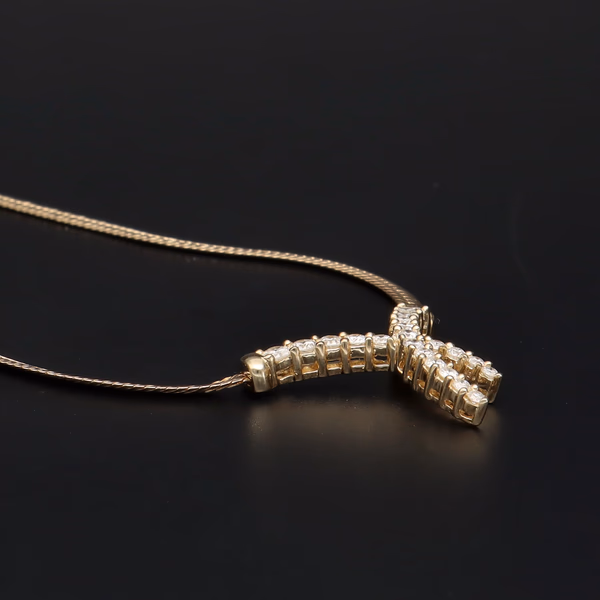9ct Yellow Gold 'Kiss' Diamond Pendant Necklace
