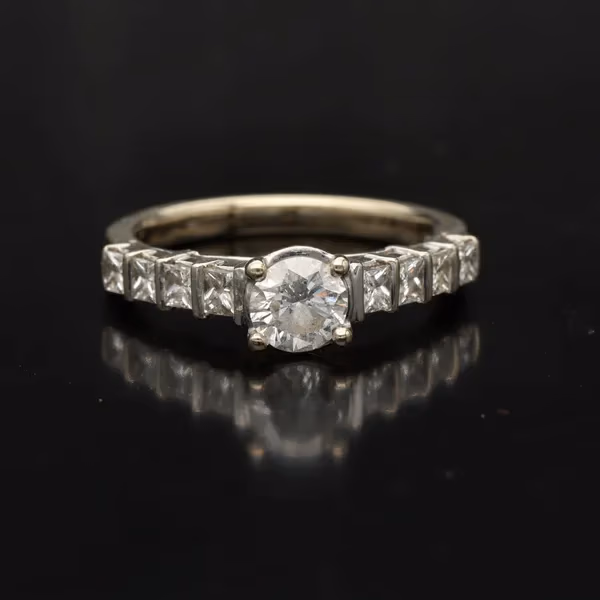 18ct Yellow Gold Diamond Solitaire Ring