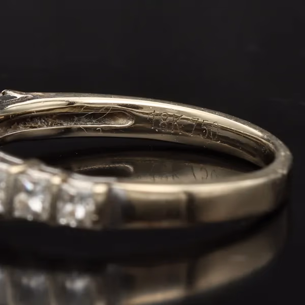 18ct Yellow Gold Diamond Solitaire Ring