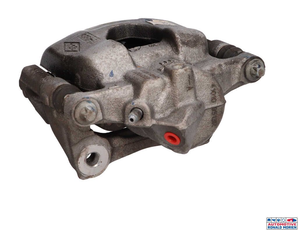 Used Front brake calliper, left Renault Clio V (RJAB) 1.0 TCe 100 12V Bi-Fuel Price € 54,99 Inclusive VAT offered by Automaterialen Ronald Morien B.V.