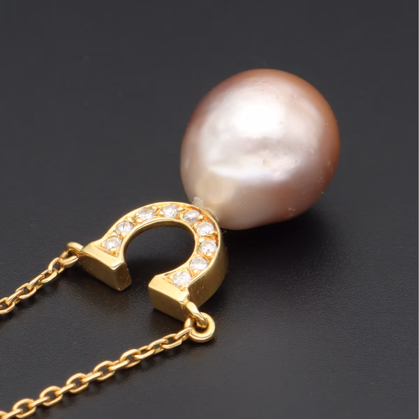18ct Gold Pendant with Pink Pearl and Diamonds on a Chain