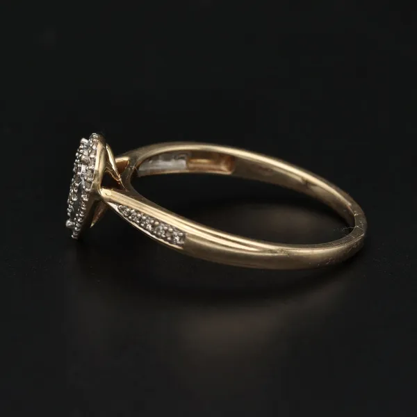 9ct Yellow Gold Diamond Cluster Ring