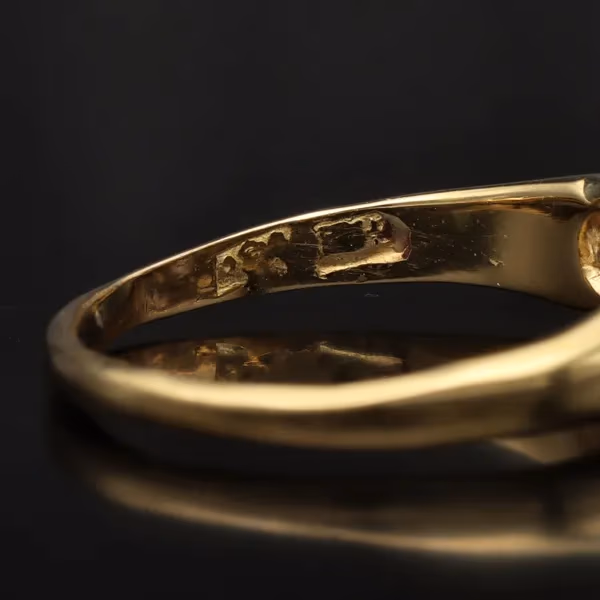 Antique 18ct Gold Three Stone Diamond Ring