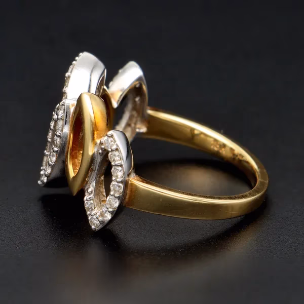 18ct Gold Diamond Ring