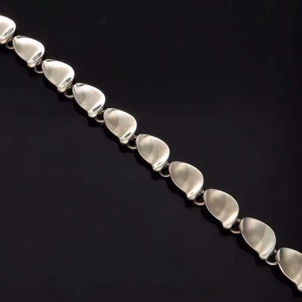 Silver Link Necklet