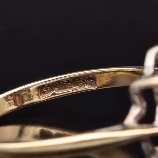 Gold Ruby Diamond Ring. London 1975
