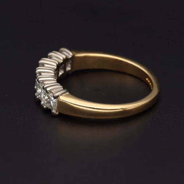 18ct Gold Diamond Ring