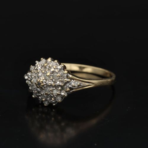 9k Gold Diamond Cluster Ring image-3
