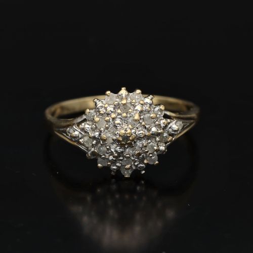 9k Gold Diamond Cluster Ring image-2