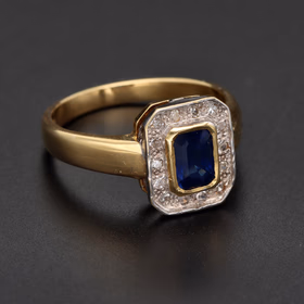 18ct Yellow Gold Sapphire & Diamond Cluster Ring