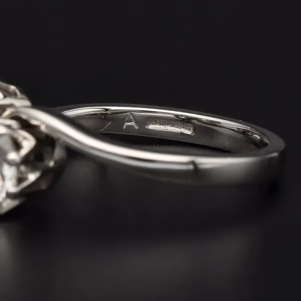 18ct Gold Brown and White Diamond Ring