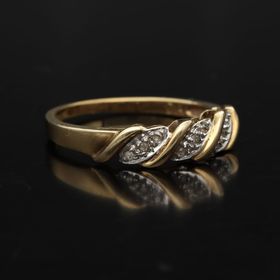 9ct Gold Diamond Ring
