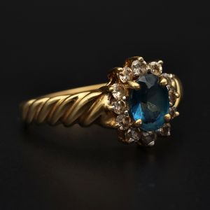 Large 14ct Gold Tanzanite Diamond Retro Ring. Size W