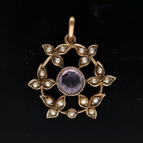 Early 20th Century 9ct Gold Amethyst and Seed Pearl Pendant image-1