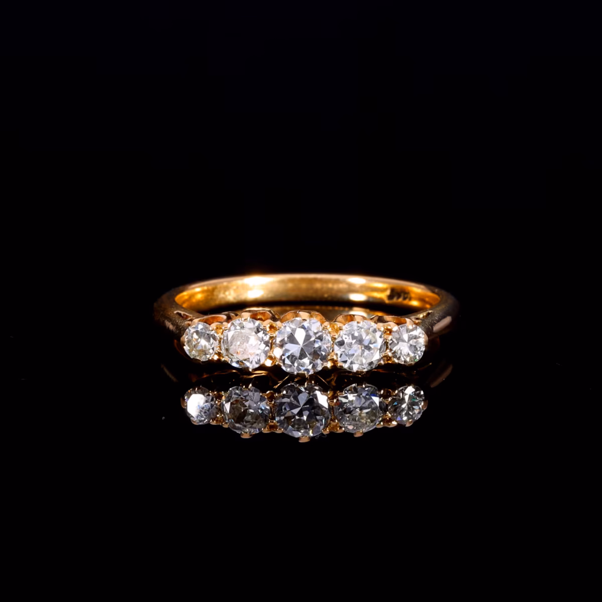 360° view of The Antique Edwardian 18ct Gold Five Diamond Ring