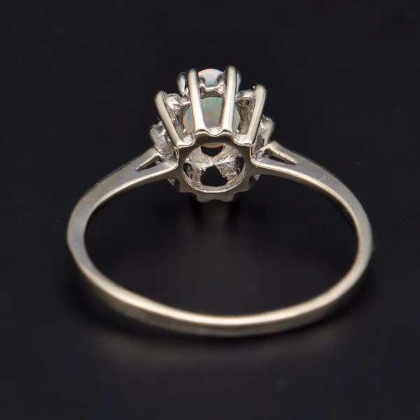 14ct Gold Opal and Diamond Ring