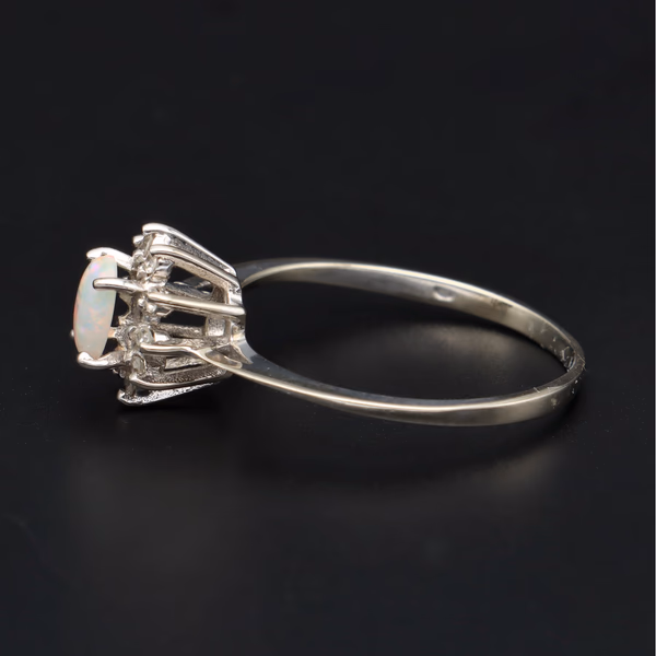 14ct Gold Opal and Diamond Ring