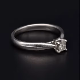 Platinum Princess Cut Diamond Ring