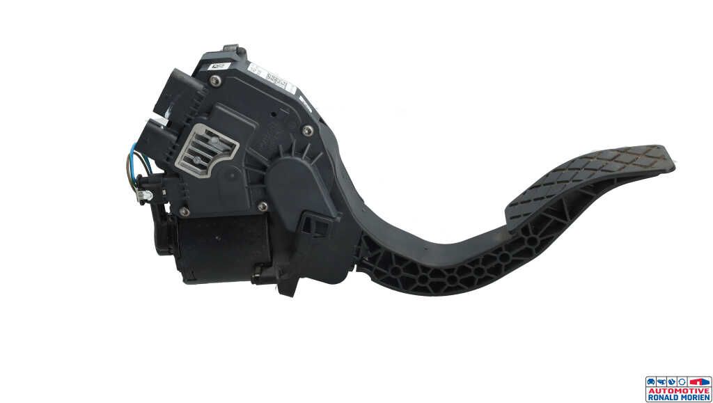 Used Accelerator pedal Audi Q7 (4MB/4MG) 3.0 TDI V6 24V e-tron plug-in hybrid Price € 125,00 Margin scheme offered by Automaterialen Ronald Morien B.V.