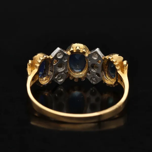 Victorian 9ct Gold Sapphire and Diamond Ring