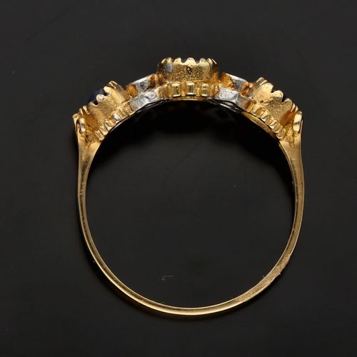 Victorian 9ct Gold Sapphire and Diamond Ring image-6