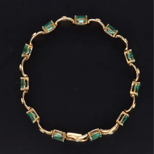 9ct Gold Fine Jewellery Company Emerald and Diamond Bracelet