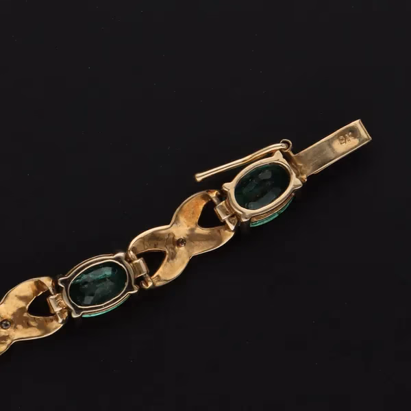 9ct Gold Fine Jewellery Company Emerald and Diamond Bracelet