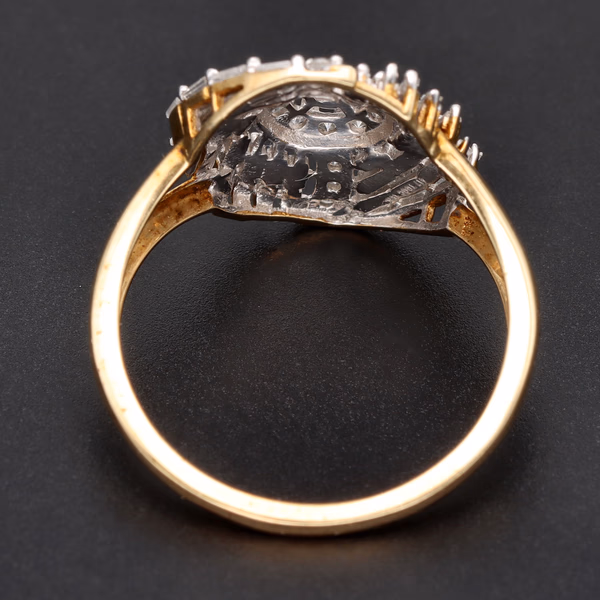 9ct Yellow Gold Diamond Whirlpool Design Ring