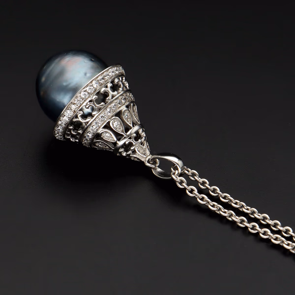 Silver Pendant with Cultured Pearl and Cubic Zircona