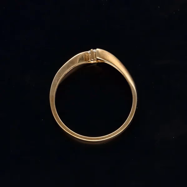 9ct Gold Diamond Ring